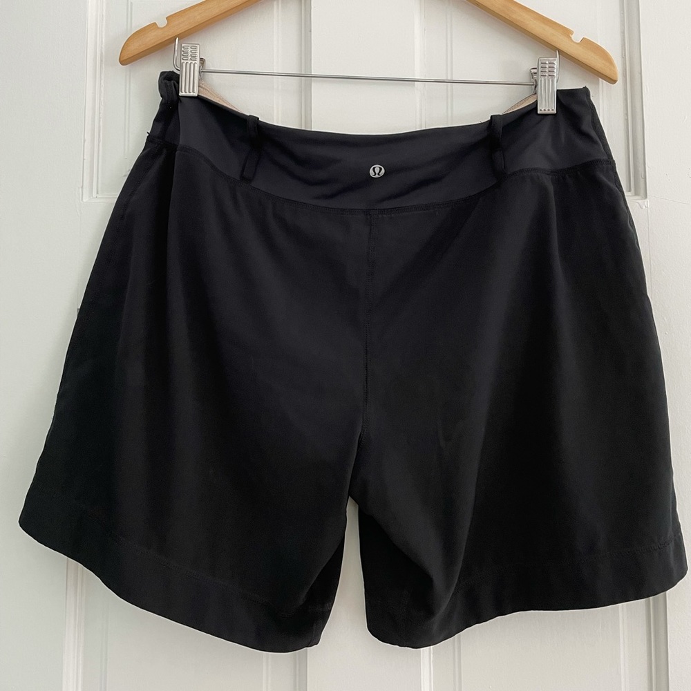 NWOT men’s lululemon black shorts